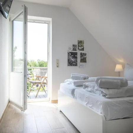 Apartment Cuxhavener-strasse-5-5 *